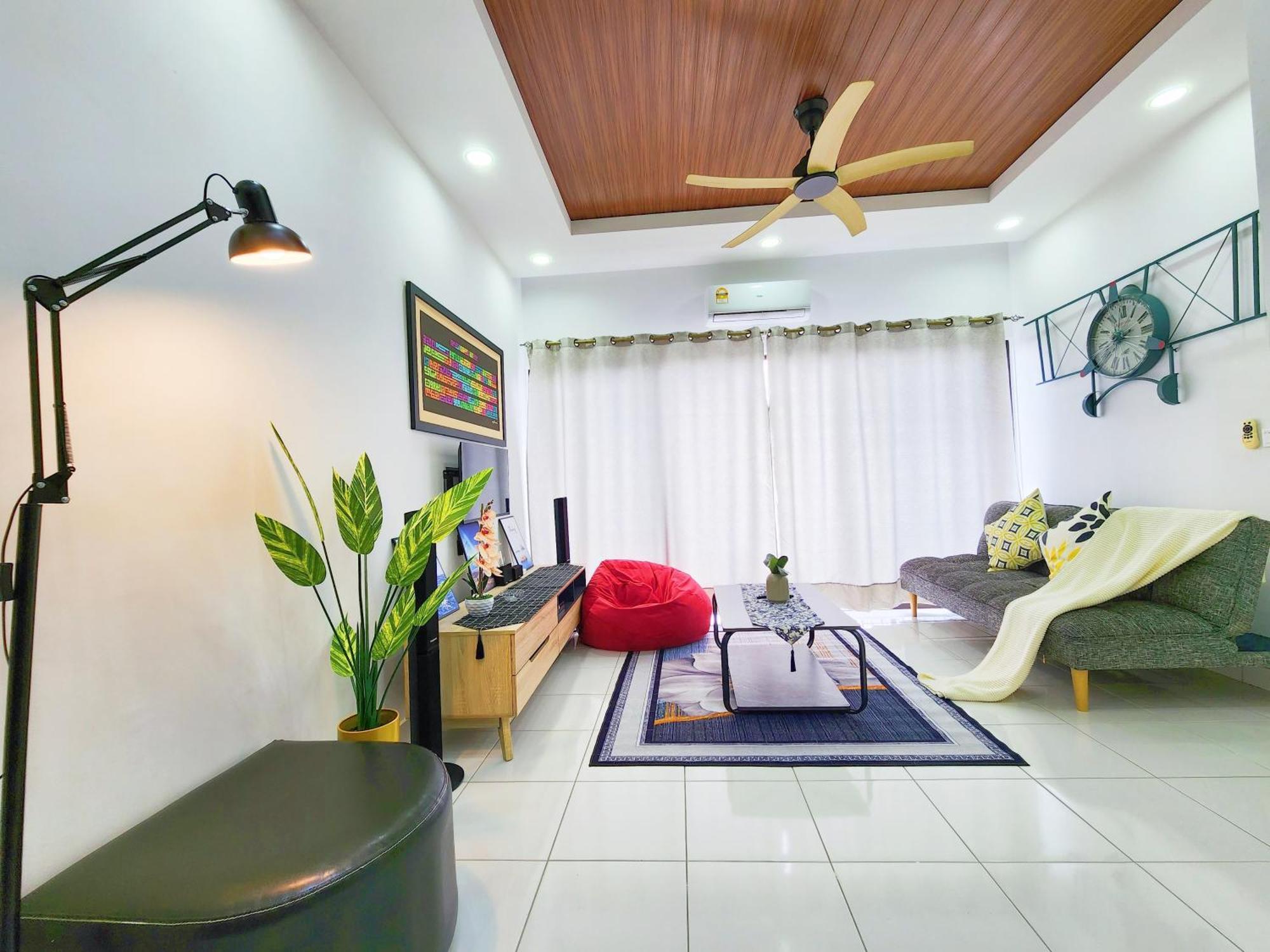 Klia Lili Residensi 5 Plus 2 Pax With Splendid Pool Nilai Eksteriør bilde